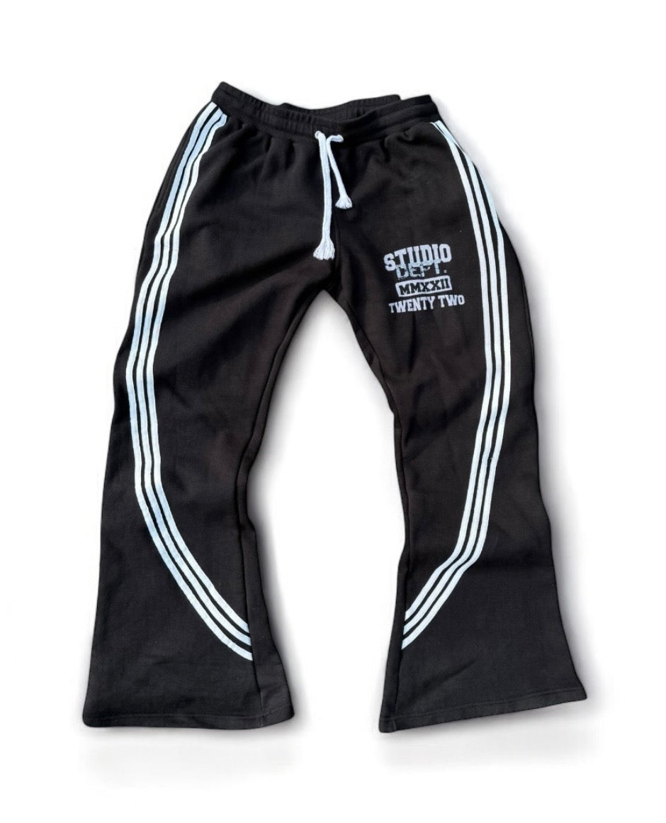 MMXXII Sweatpants